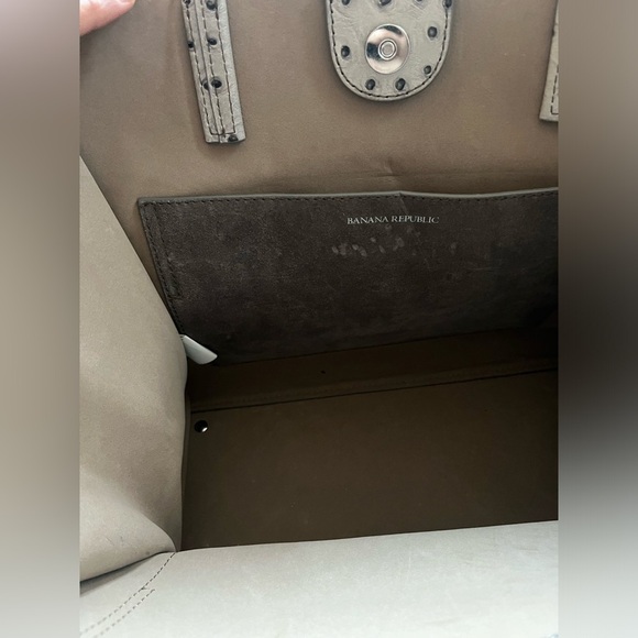 Banana Republic Cow-Leather Expandable Tote Bag - Picture 15 of 16